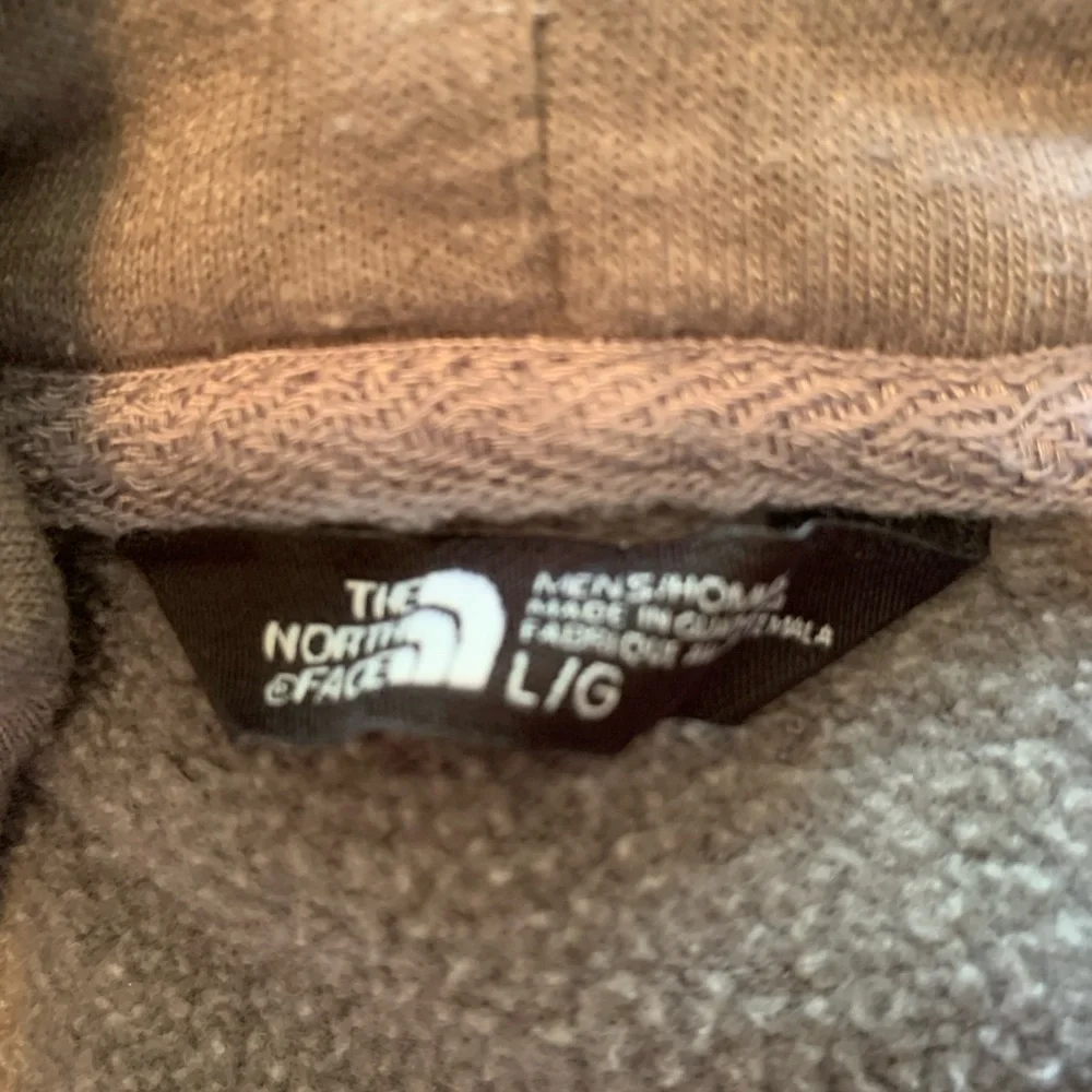 The North Face Men’s Charcoal Gray Hooded Pullover Sweatshirt